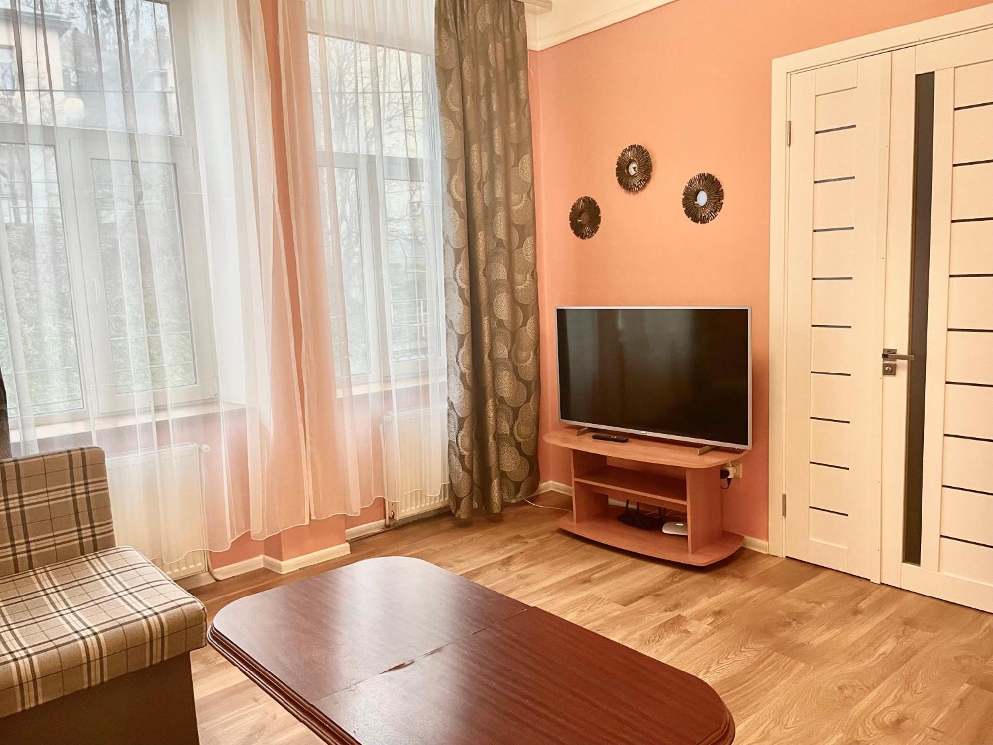 Двохкімнатні Апартаменти В Центри На Князя Лева 11 Λβιβ Εξωτερικό φωτογραφία