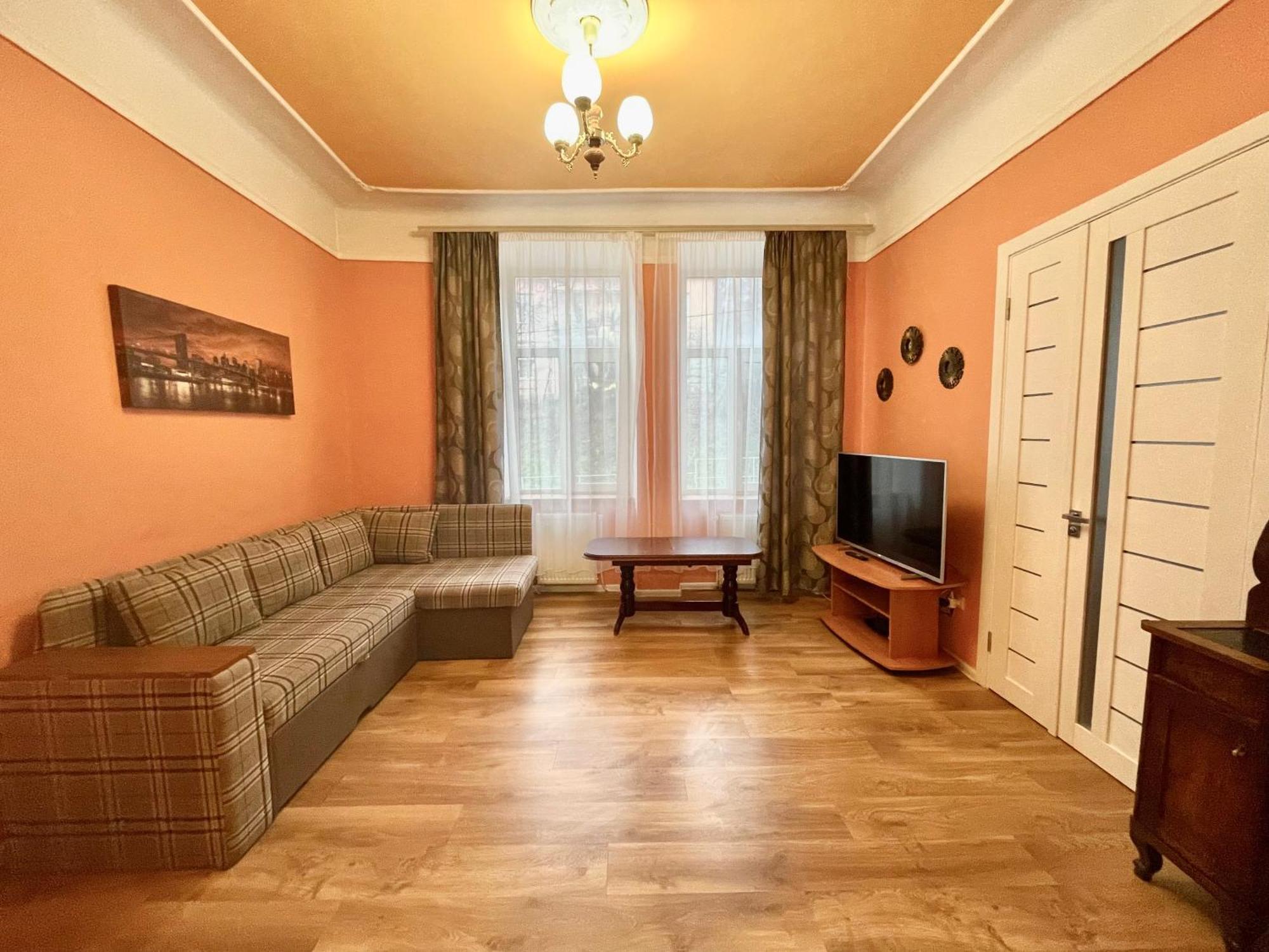 Двохкімнатні Апартаменти В Центри На Князя Лева 11 Λβιβ Εξωτερικό φωτογραφία